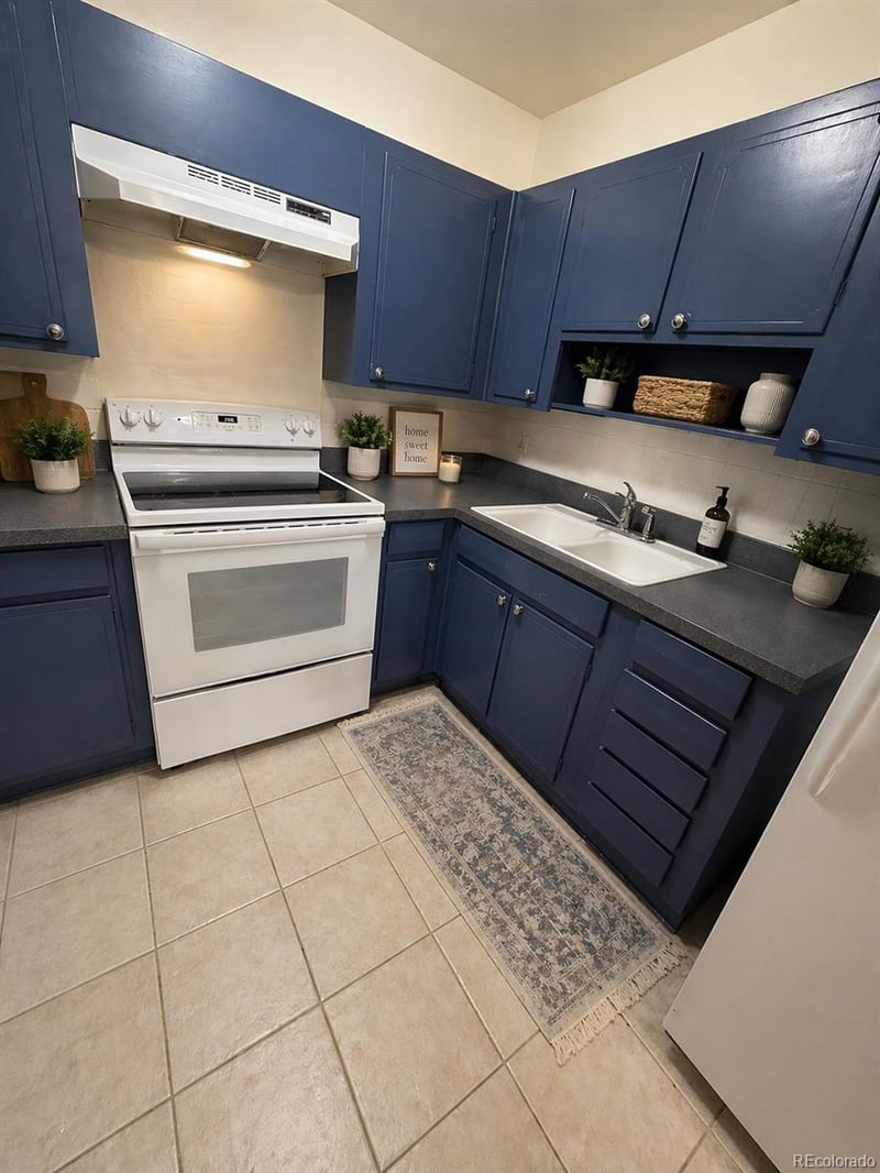 605 S Clinton St #6B, Denver, CO 80247