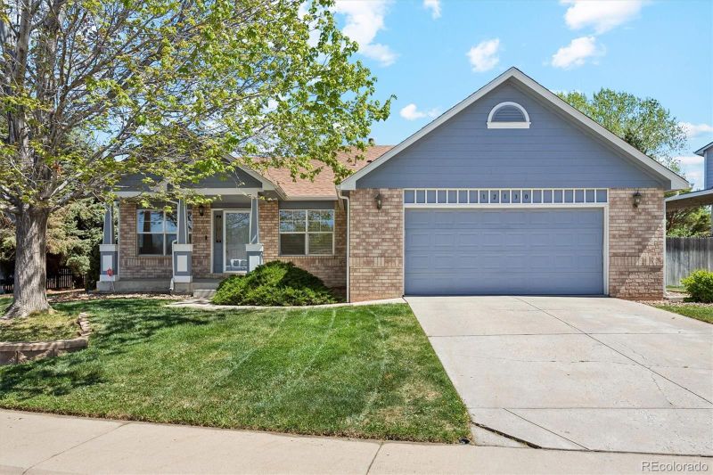 12130 York St, Thornton, CO 80241