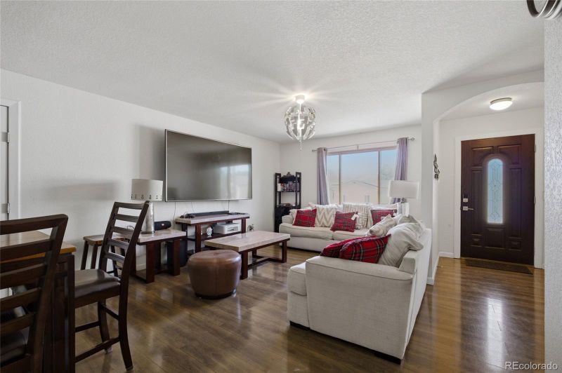 2131 Fairplay St, Aurora, CO 80011