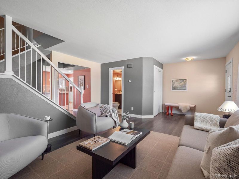1019 S Alkire St, Lakewood, CO 80228