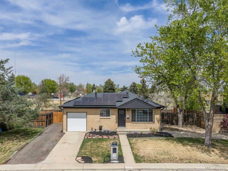 1741 E 105th Pl, Northglenn, CO 80233