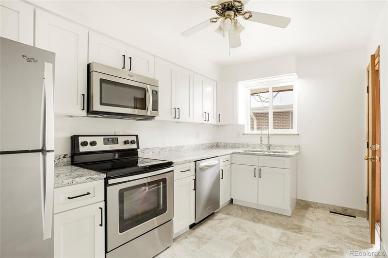 5702 S Pearl St, Littleton, CO 80121