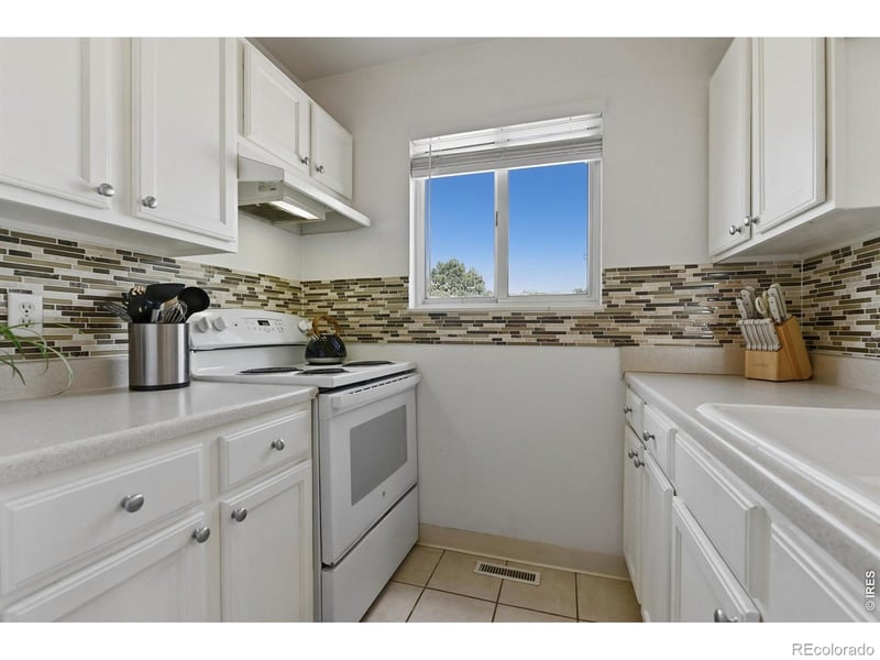 8798 Chase Dr #4, Arvada, CO 80003