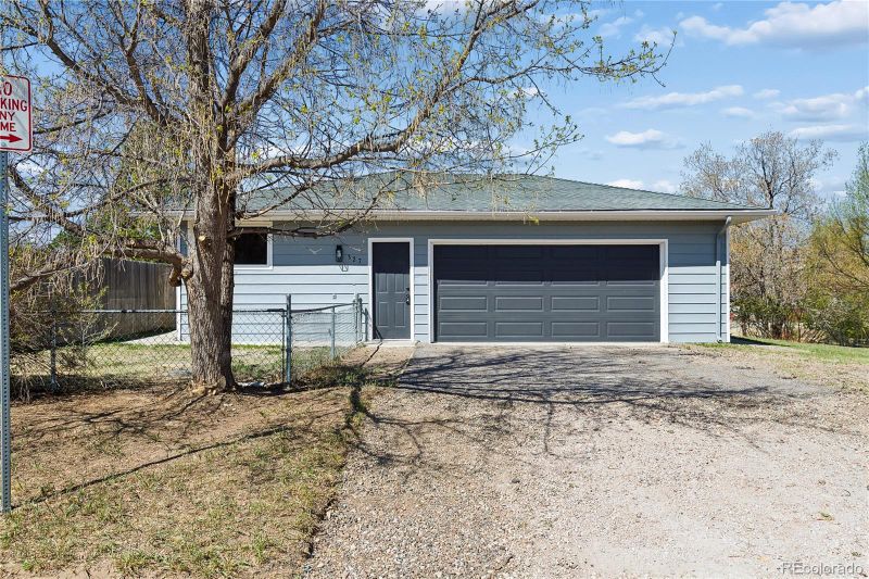 327 S Pine St, Elizabeth, CO 80107