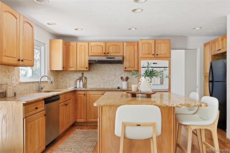 2515 S Leyden St, Denver, CO 80222