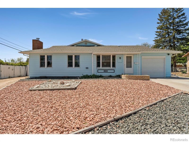 921 Shortleaf Ct, Loveland, CO 80538