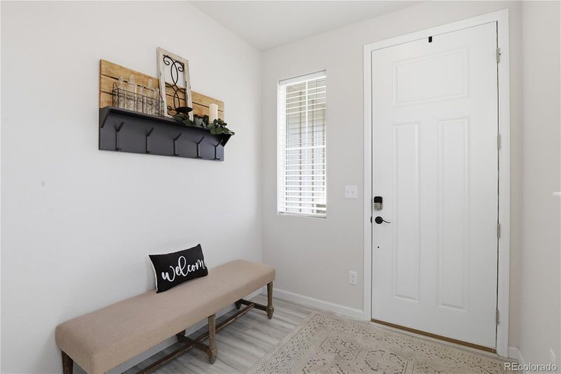 915 Oleander St, Castle Rock, CO 80109