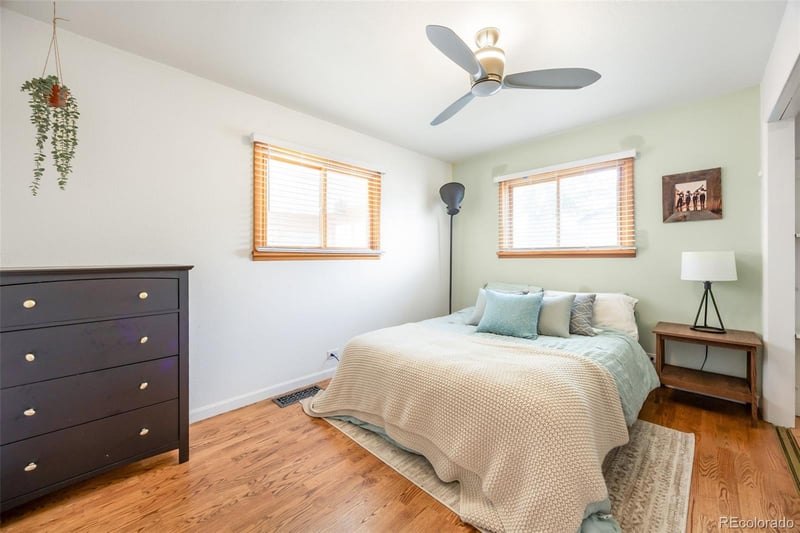 1260 S Shoshone St, Denver, CO 80223