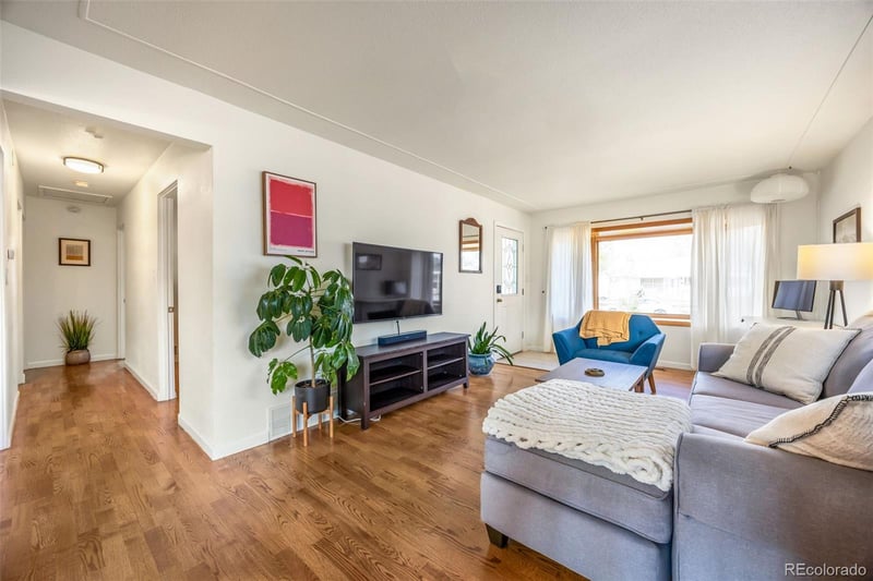 1260 S Shoshone St, Denver, CO 80223