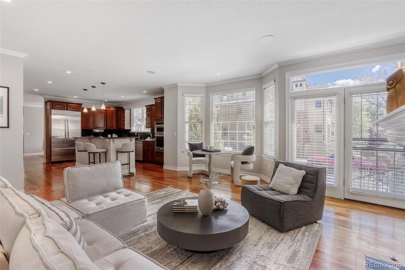 697 S Corona St, Denver, CO 80209