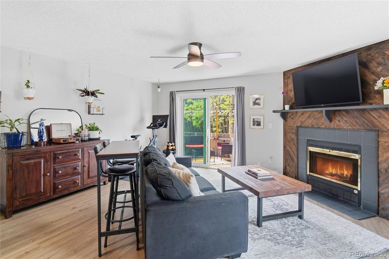1693 Carr St #D, Lakewood, CO 80214