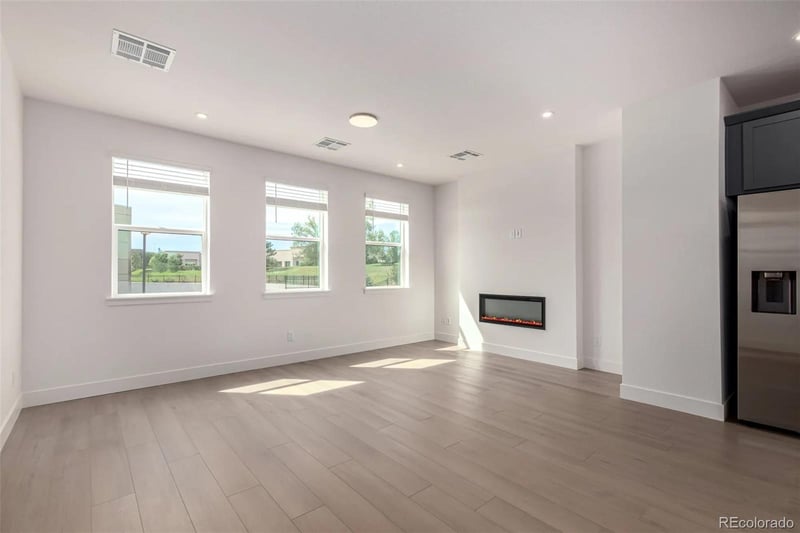 31 Ascent Trl, Englewood, CO 80112