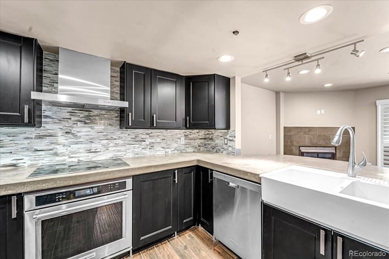 350 Detroit St #103, Denver, CO 80206