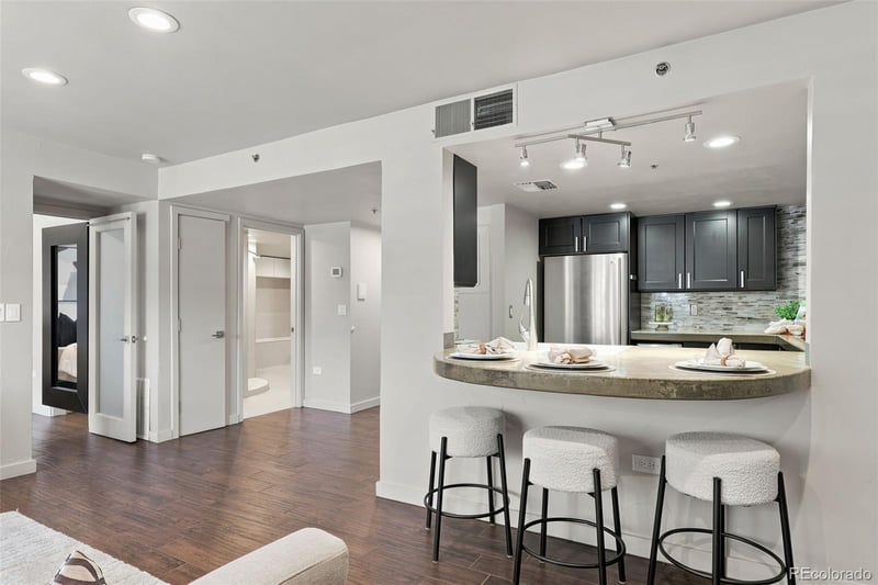 350 Detroit St #103, Denver, CO 80206
