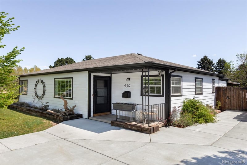 920 S Alcott St, Denver, CO 80219