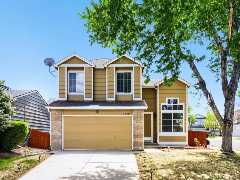 19372 E 41st Ave, Denver, CO 80249