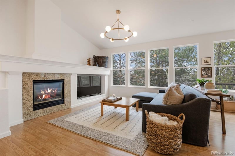 1037 Snow Lily Ct, Castle Pines, CO 80108