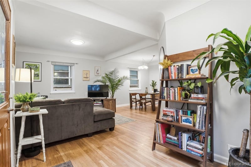 3339 W Moncrieff Pl, Denver, CO 80211