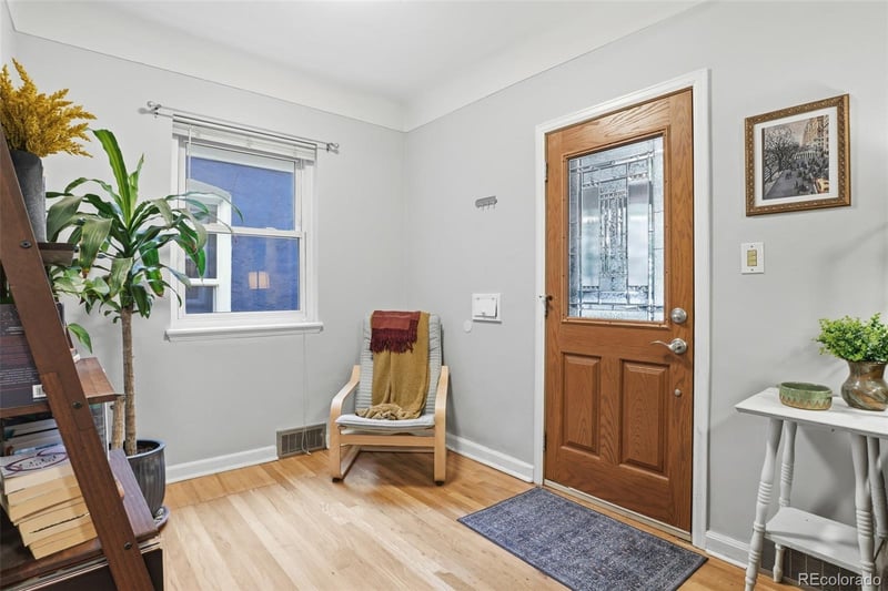 3339 W Moncrieff Pl, Denver, CO 80211