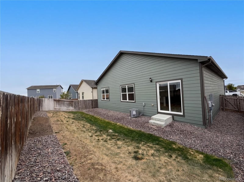 209 Clayton Ave, Keenesburg, CO 80643