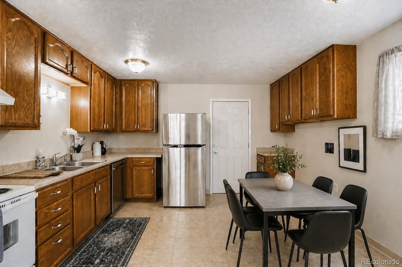 1600 S Wolcott Ct, Denver, CO 80219