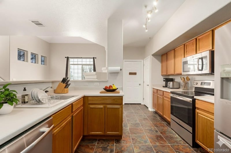 9550 E Florida Ave #2023, Denver, CO 80247