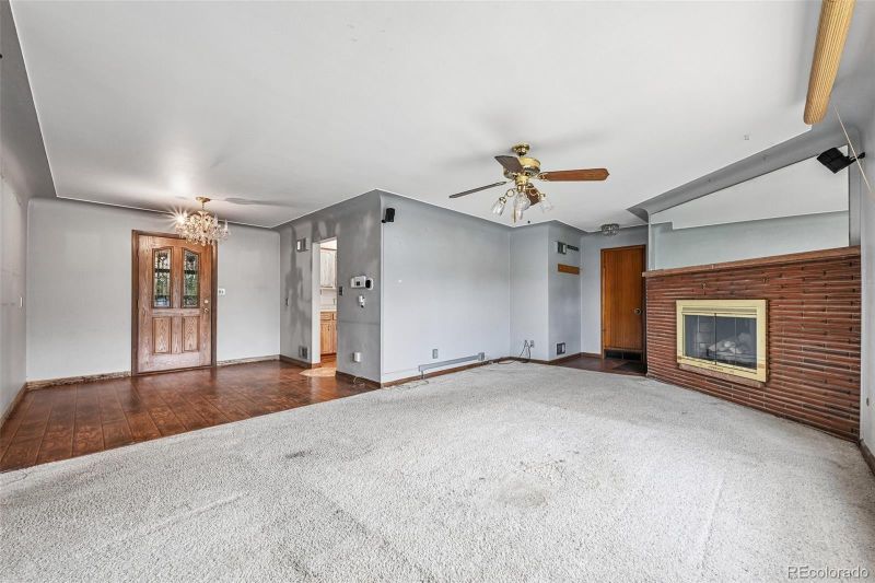 1890 Balsam St, Lakewood, CO 80214