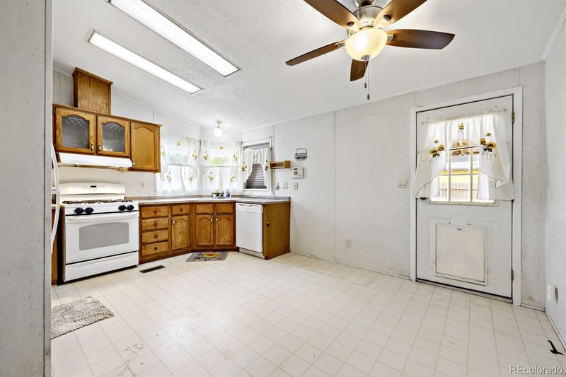 1460 W 78th Cir, Denver, CO 80221