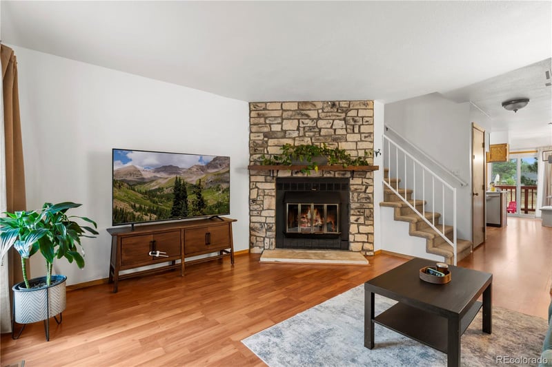 1242 S Idalia St, Aurora, CO 80017