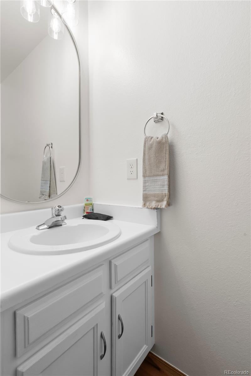 1242 S Idalia St, Aurora, CO 80017