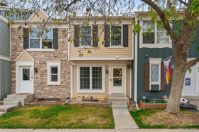 1242 S Idalia St, Aurora, CO 80017