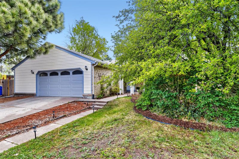 14990 E Tufts Pl, Aurora, CO 80015