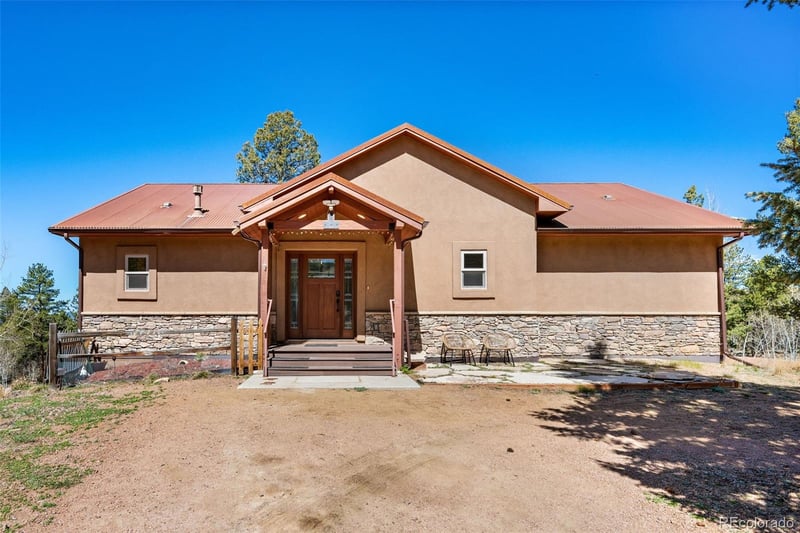 417 Beaver Creek Dr, Florissant, CO 80816