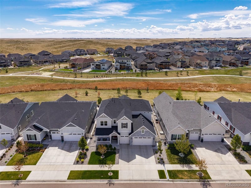 27794 E Davies Dr, Aurora, CO 80016
