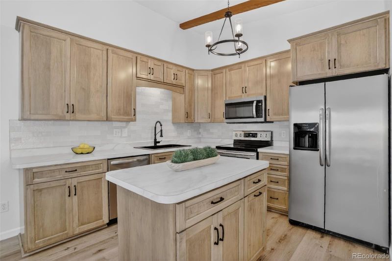 4598 S Hannibal St, Aurora, CO 80015