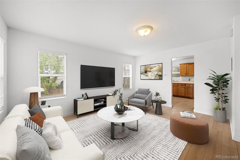 949 S Perry St, Denver, CO 80219