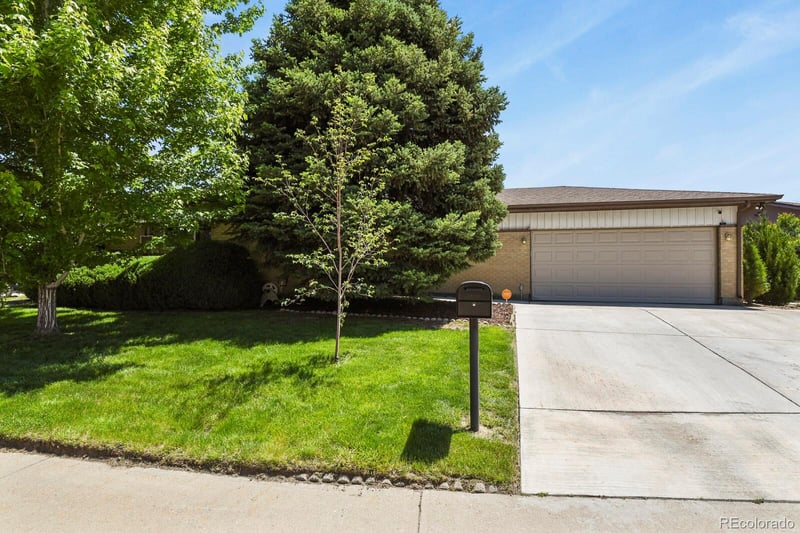 5030 Titan Ct, Denver, CO 80239