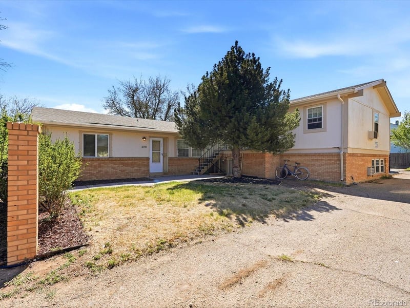 16492 E 13th Pl, Aurora, CO 80011