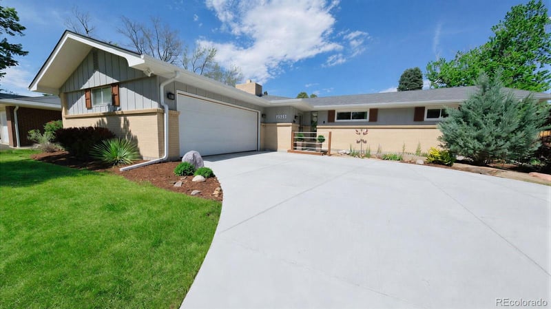 3364 S Elmira Ct, Denver, CO 80231