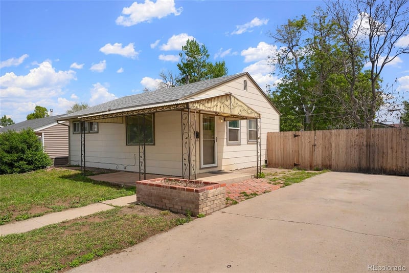 1750 S Vallejo St, Denver, CO 80223