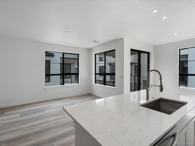 2020 S Holly St #2, Denver, CO 80222