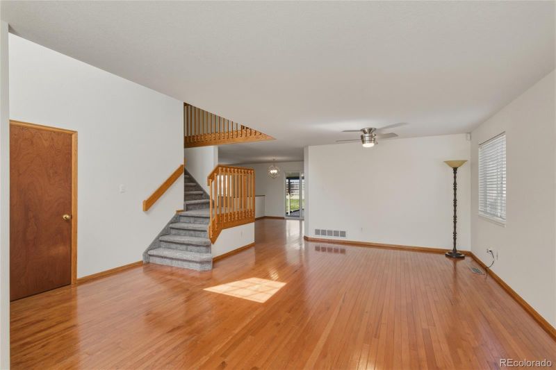 11351 Oswego St, Commerce City, CO 80640