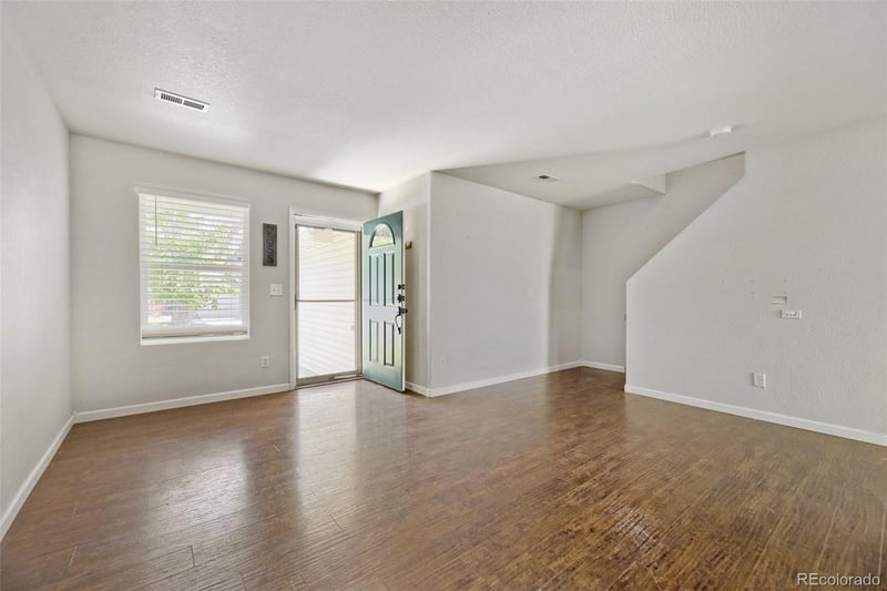 7855 S Kalispell Cir, Englewood, CO 80112
