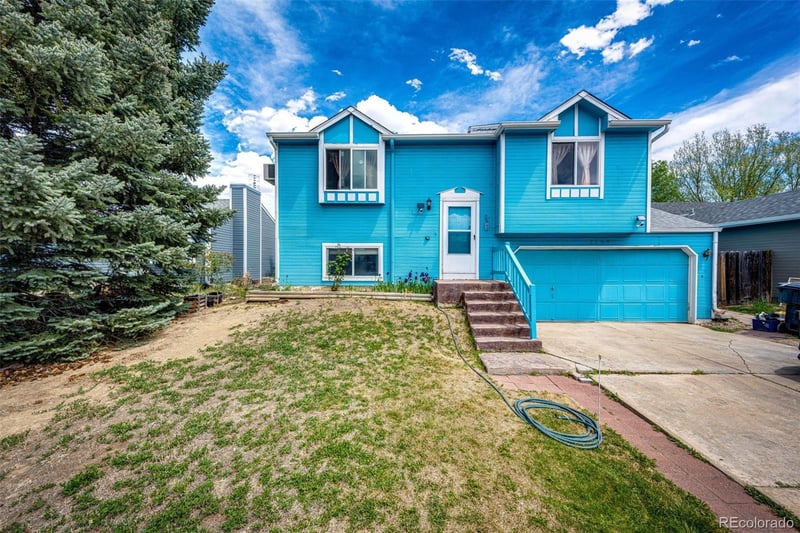 2164 Hackberry Cir, Longmont, CO 80501