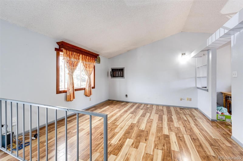 2164 Hackberry Cir, Longmont, CO 80501