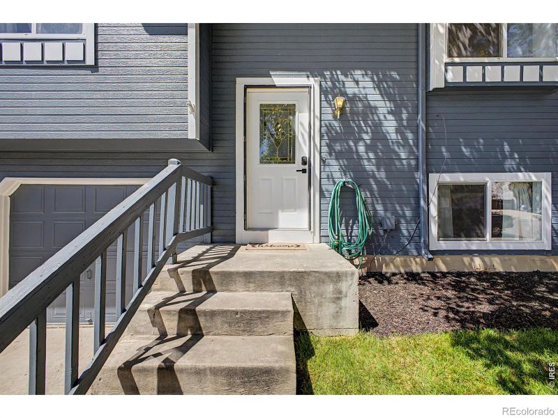 2185 Hackberry Cir, Longmont, CO 80501