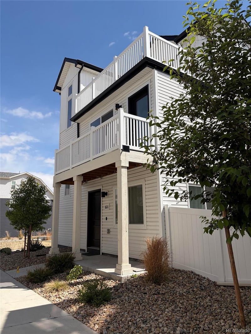 18211 E 51st Ave, Denver, CO 80249