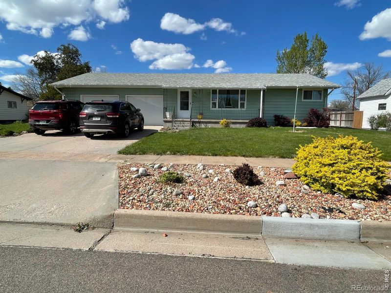 633 W Fletcher St, Haxtun, CO 80731