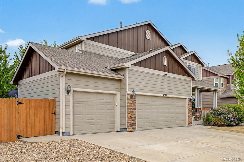 2720 Bridle Dr, Mead, CO 80542