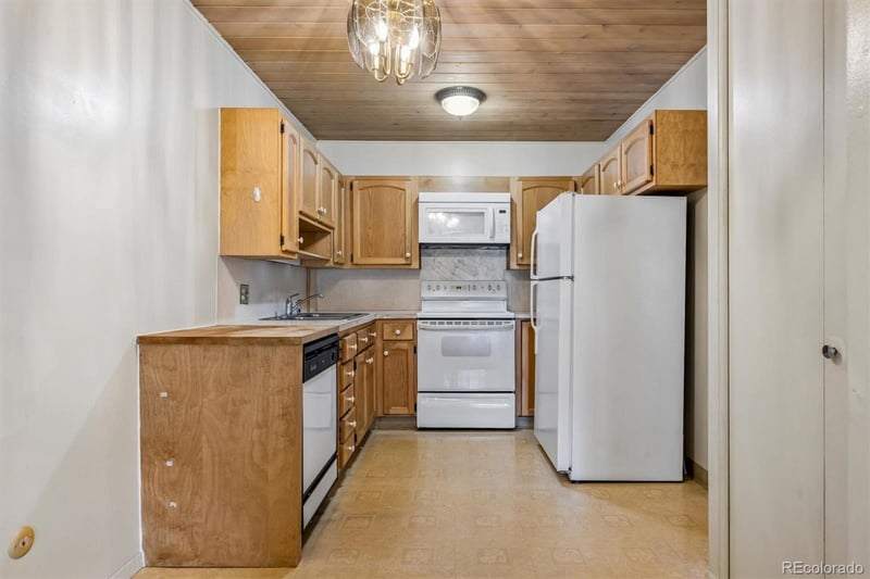 605 S Clinton St #5A, Denver, CO 80247